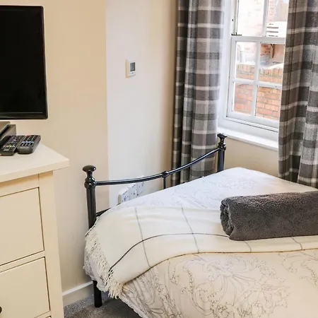 Black Gem * 惠特比